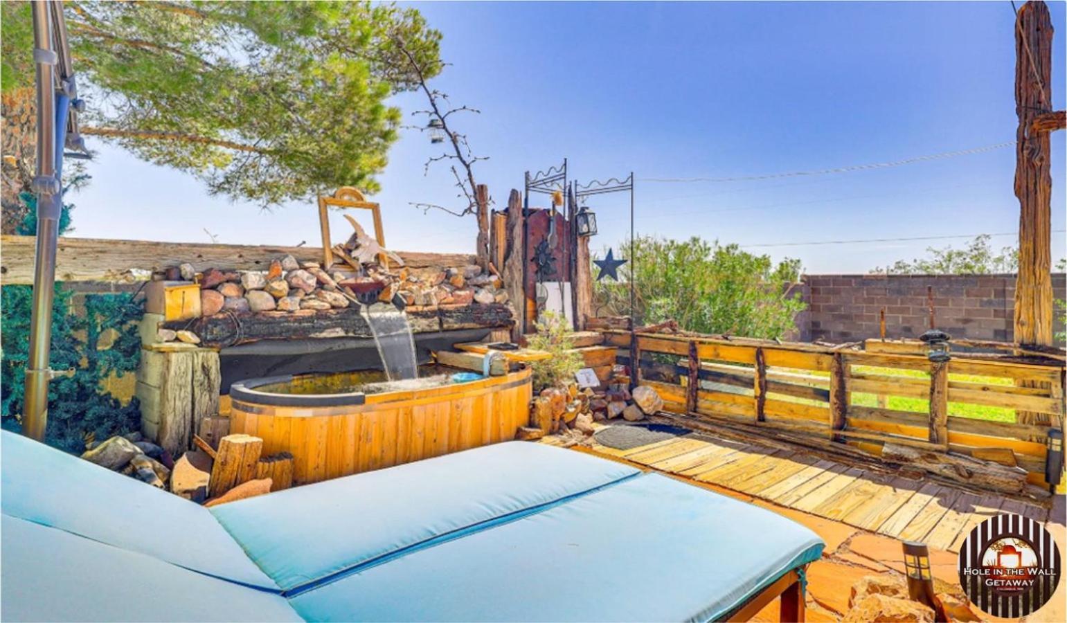 Hole In The Wall Getaway - Usa Mexico Border Bed And Breakfast Columbus Luaran gambar