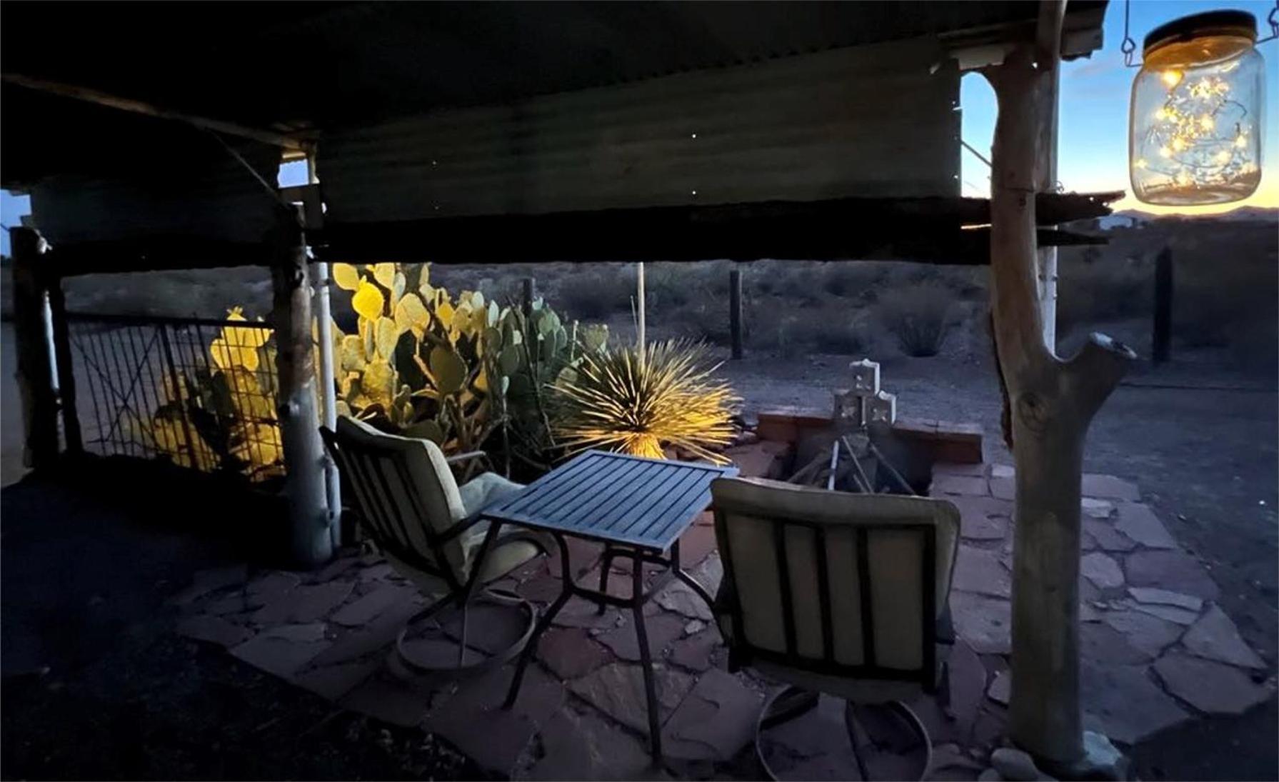 Hole In The Wall Getaway - Usa Mexico Border Bed And Breakfast Columbus Luaran gambar