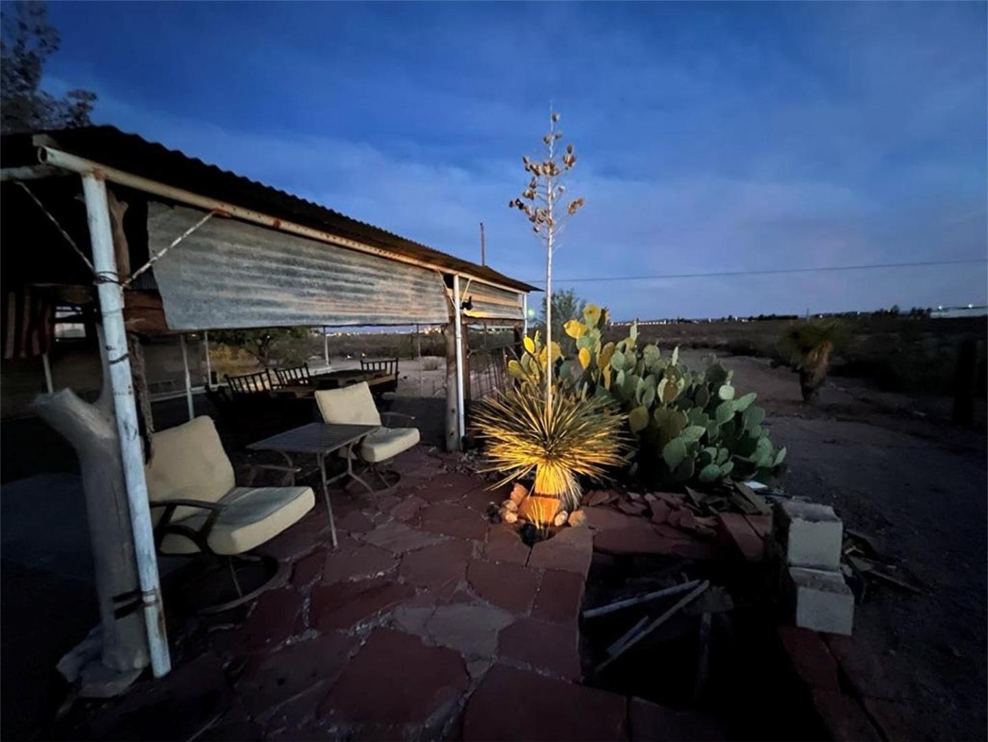 Hole In The Wall Getaway - Usa Mexico Border Bed And Breakfast Columbus Luaran gambar